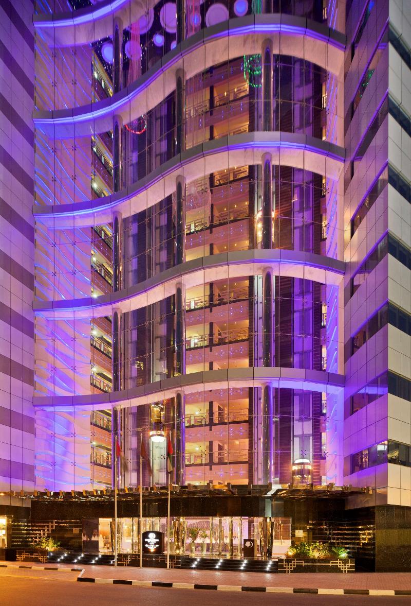 DoubleTree by Hilton Hotel & Residences Dubai Al B - Genel