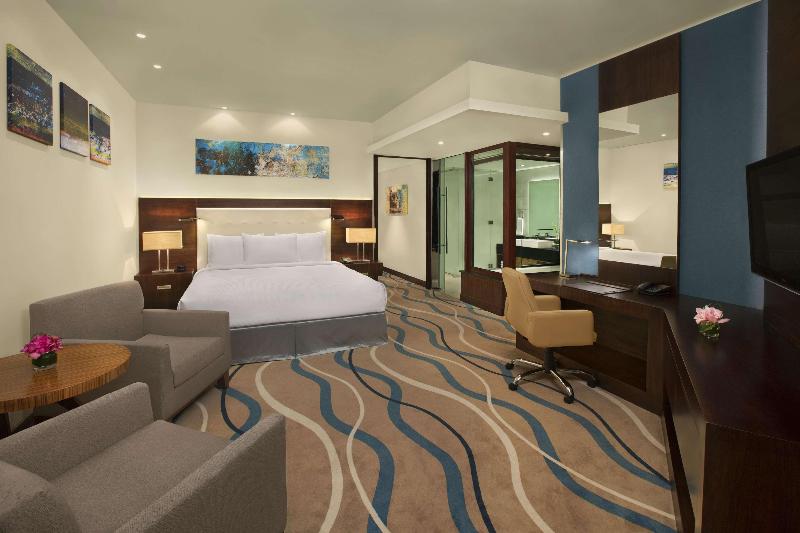 DoubleTree by Hilton Hotel & Residences Dubai Al B - Oda