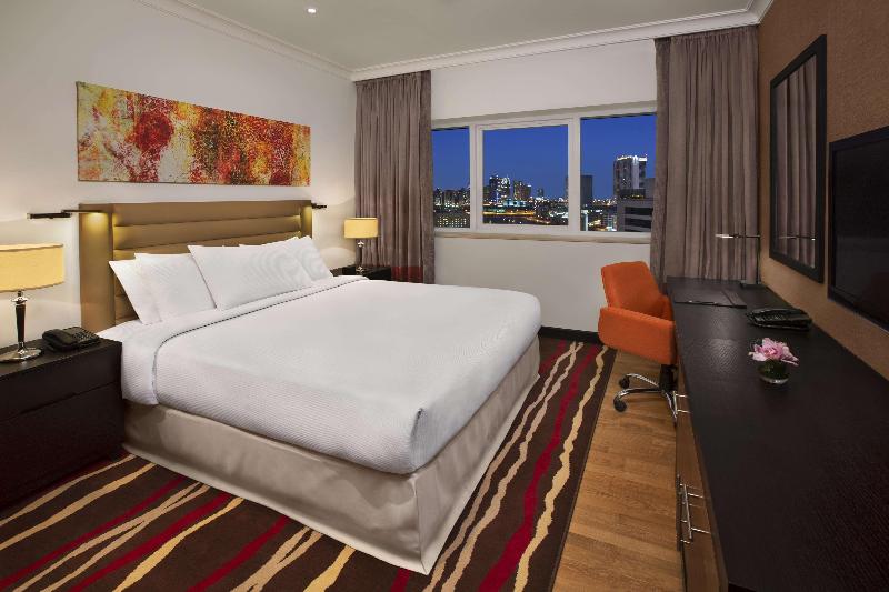 DoubleTree by Hilton Hotel & Residences Dubai Al B - Oda