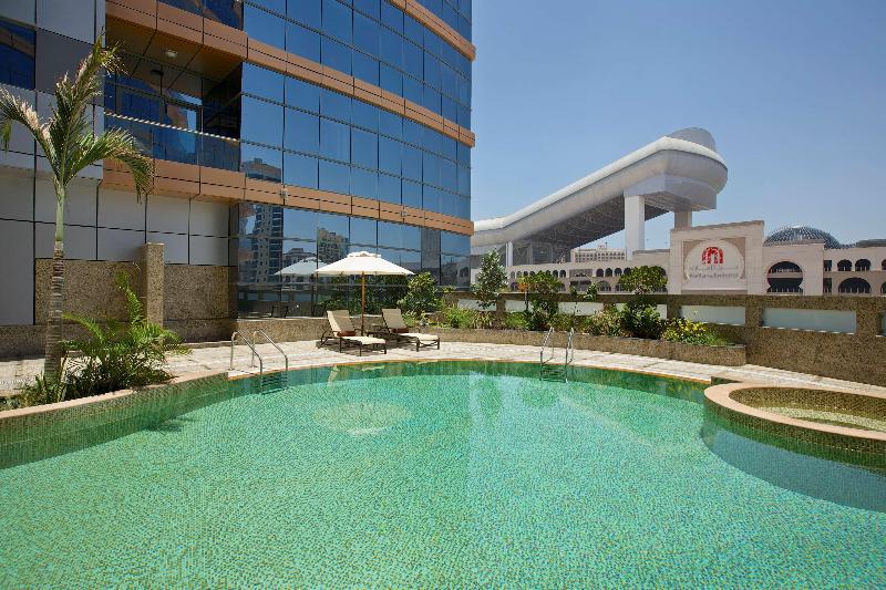 DoubleTree by Hilton Hotel & Residences Dubai Al B - Havuz