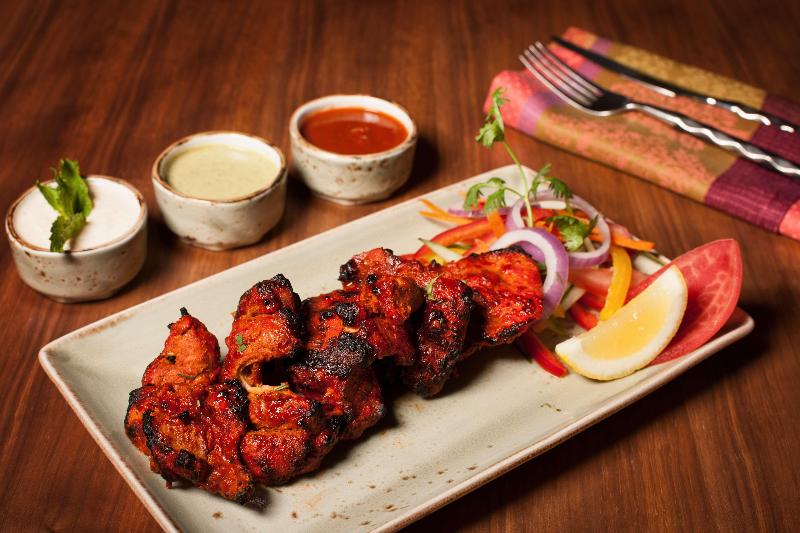 DoubleTree by Hilton Hotel & Residences Dubai Al B - Restoran