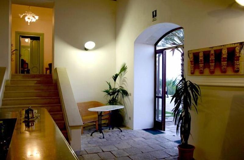 Villa Principe Di Belmonte - Lobi