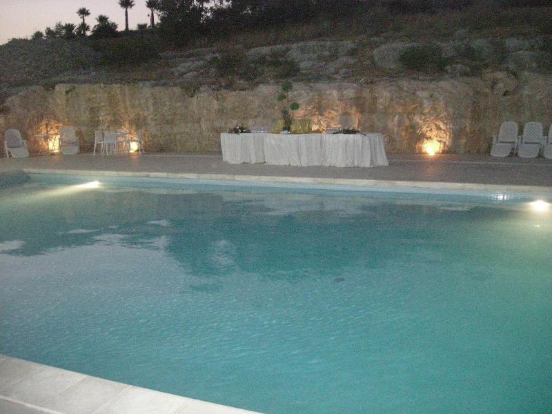 Villa Principe Di Belmonte - Havuz