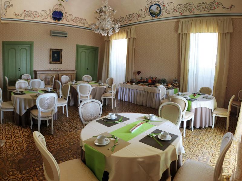 Villa Principe Di Belmonte - Restoran