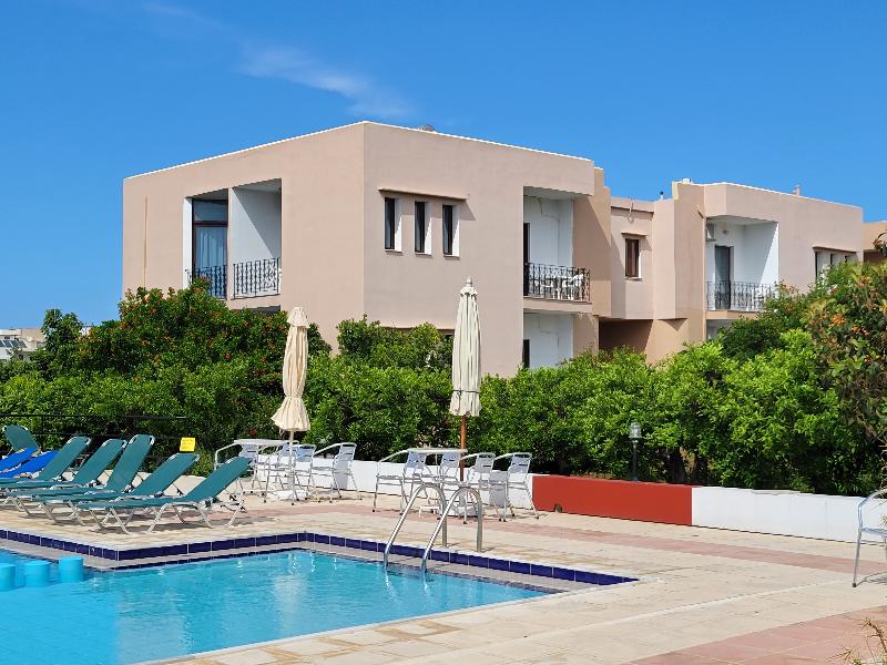 Oasis Guesthouse - Havuz