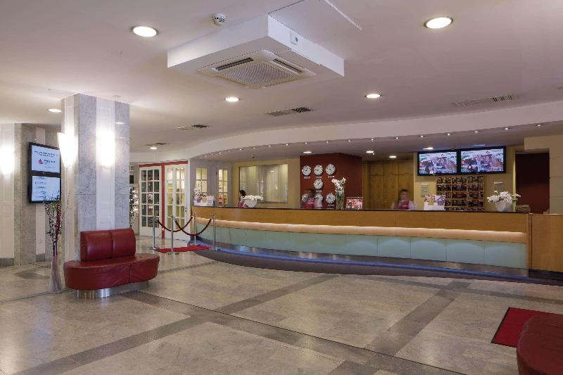 Austria Trend Hotel Ananas - Lobi