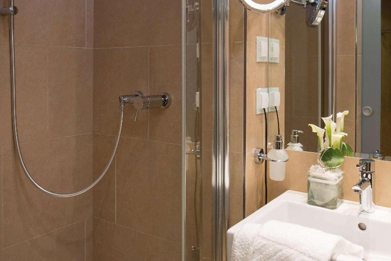 Austria Trend Hotel Ananas - Oda