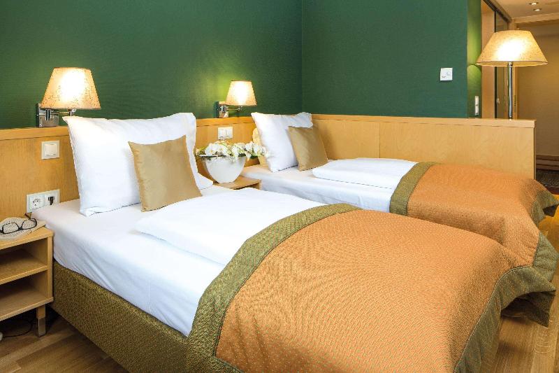 Austria Trend Hotel Ananas - Oda