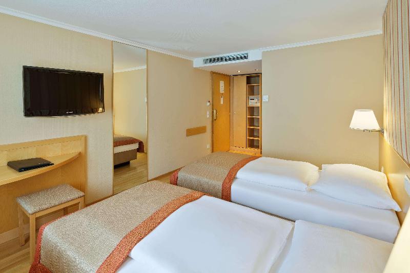 Austria Trend Hotel Ananas - Oda