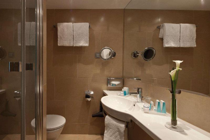 Austria Trend Hotel Ananas - Oda
