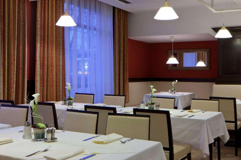Austria Trend Hotel Ananas - Restoran