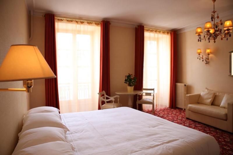 Hôtel Le Roncevaux - Genel