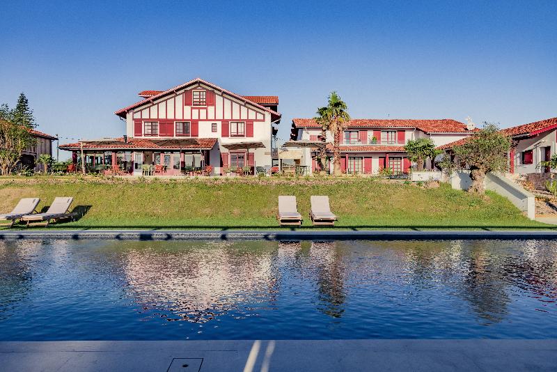 Hôtel INDARRA & SPA - Havuz