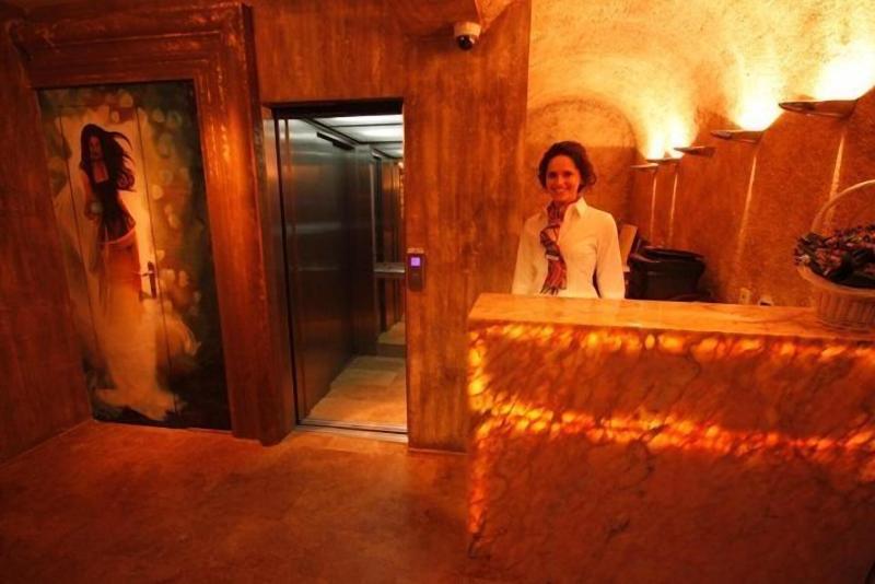 Boutique Hotel Astoria - Lobi