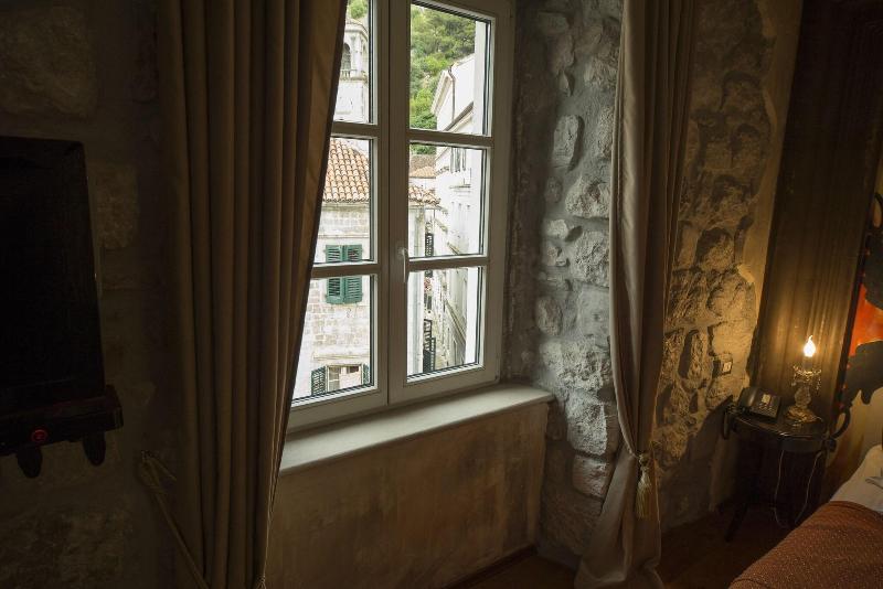 Boutique Hotel Astoria - Genel