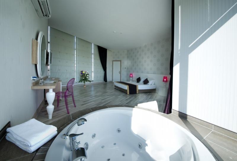 Raymar Hotel - Oda