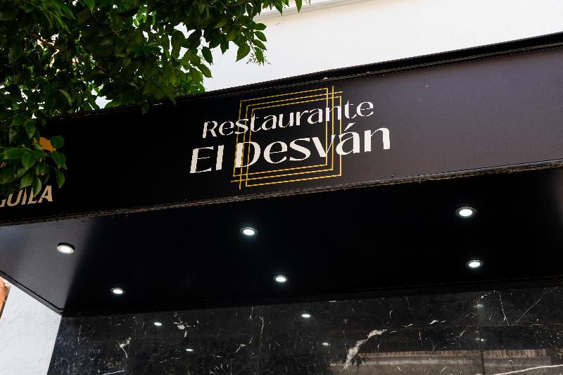 NeoMagna Madrid - Restoran