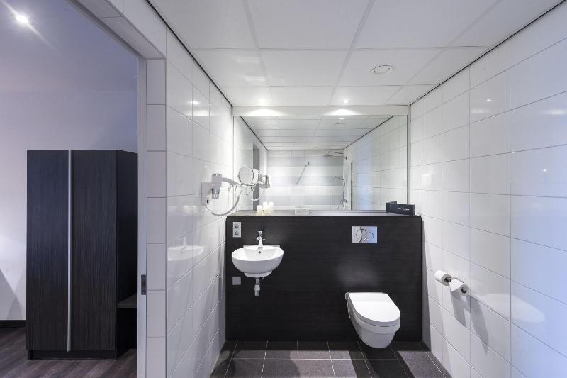 Postillion Hotel Dordrecht - Oda