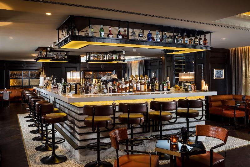 Hilton Vienna Plaza - Bar