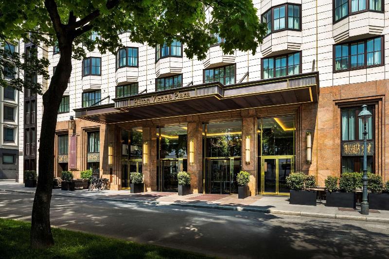 Hilton Vienna Plaza - Genel
