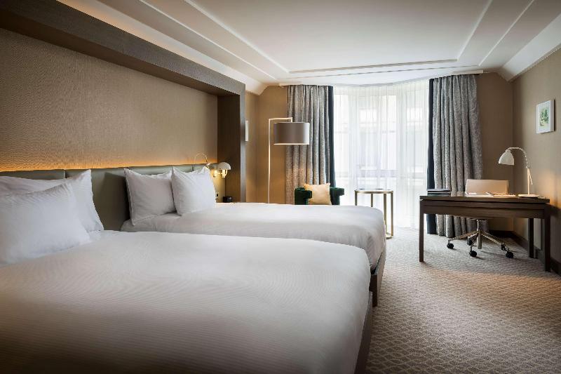 Hilton Vienna Plaza - Oda