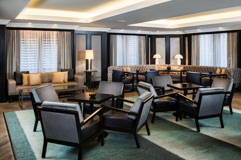 Hilton Vienna Plaza - Oda