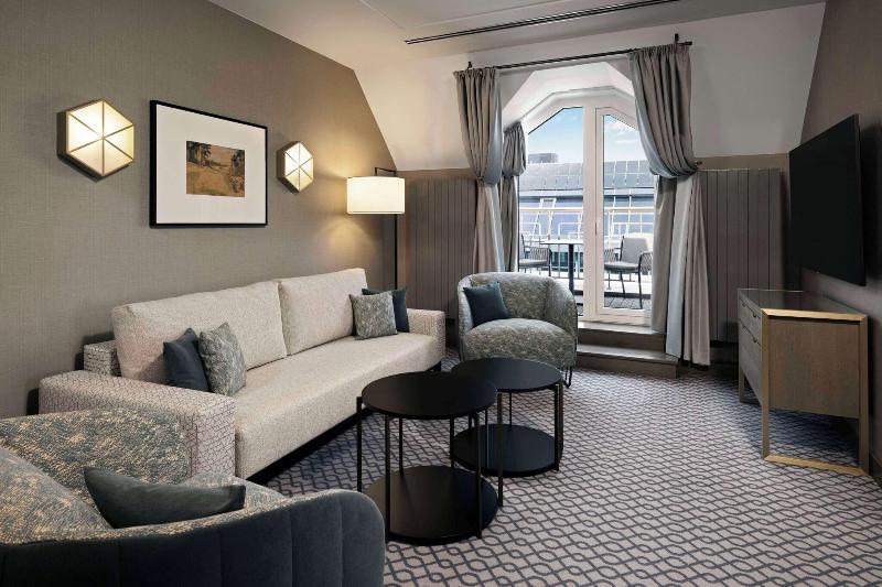 Hilton Vienna Plaza - Oda
