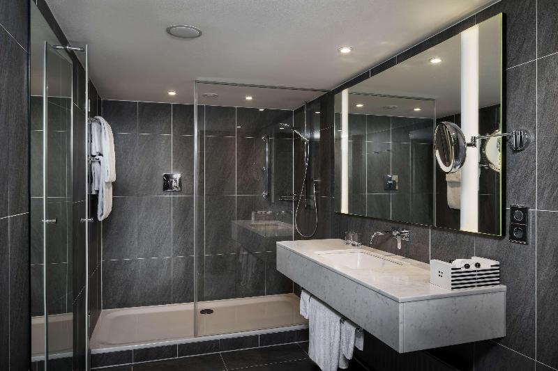 Hilton Vienna Plaza - Oda
