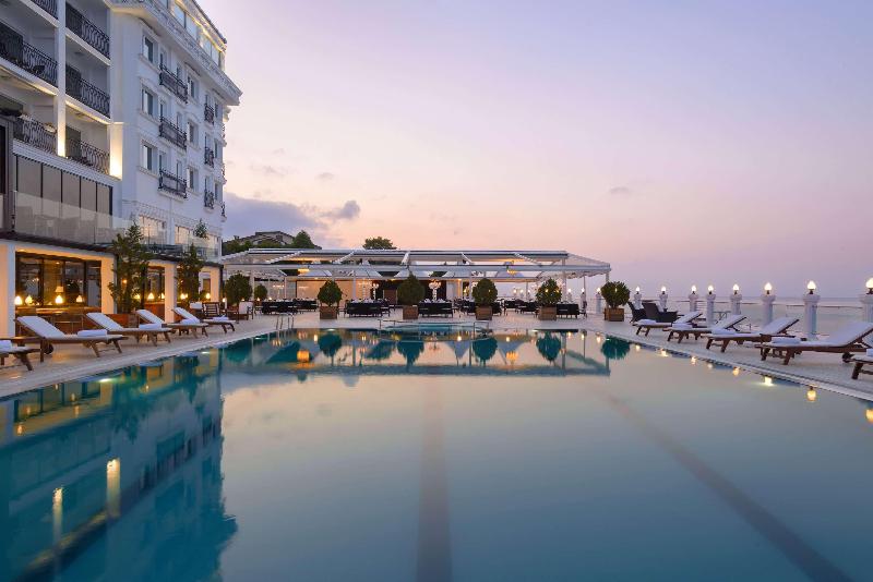 La Quinta By Wyndham Giresun - Havuz