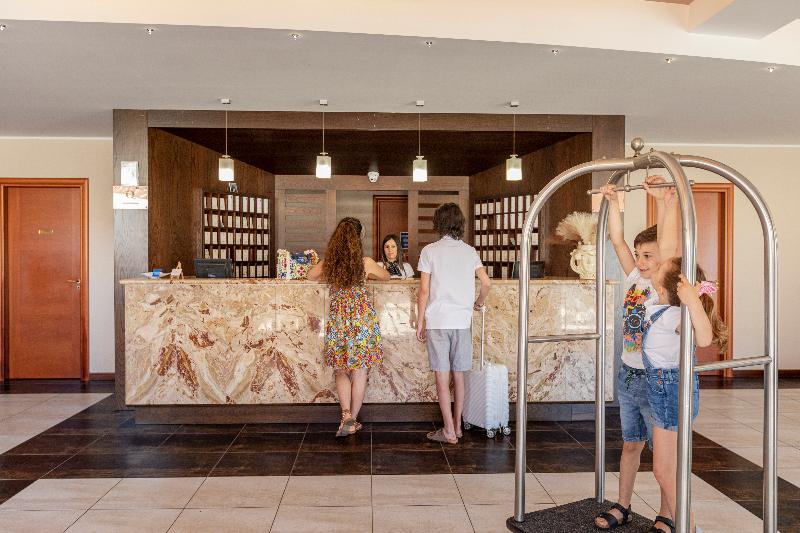 Villa Zina family Resort - Lobi