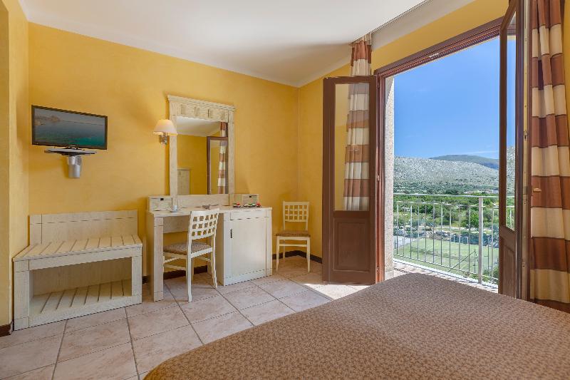 Villa Zina family Resort - Oda