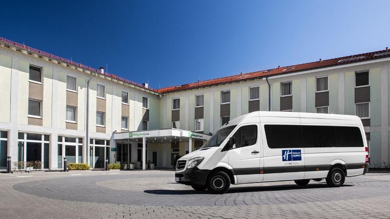Premier Inn München Airport Ost - Lobi
