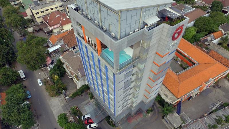 G Suites Hotel Surabaya - Genel