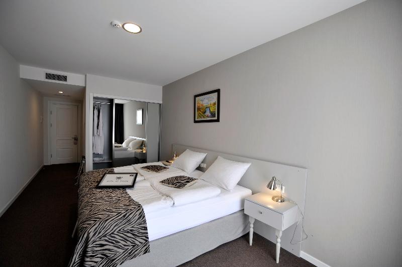 Zp Palace - Oda
