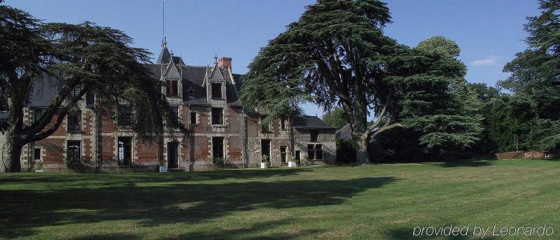 Chateau de Jallanges - Les Collectionneurs - Genel