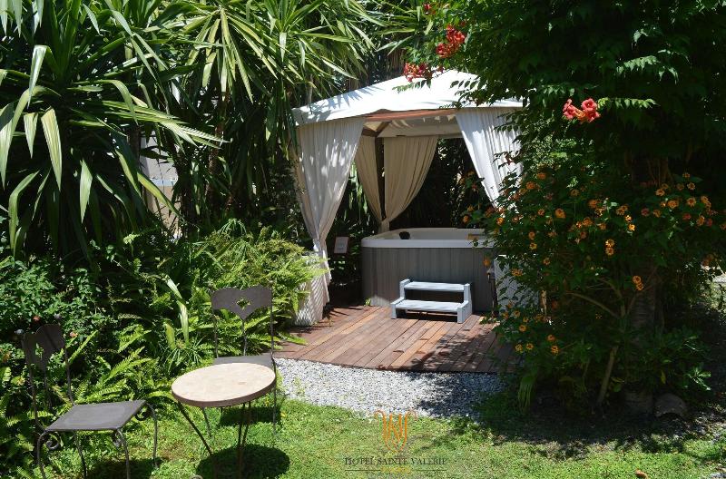 Hotel Sainte-Valerie - Havuz