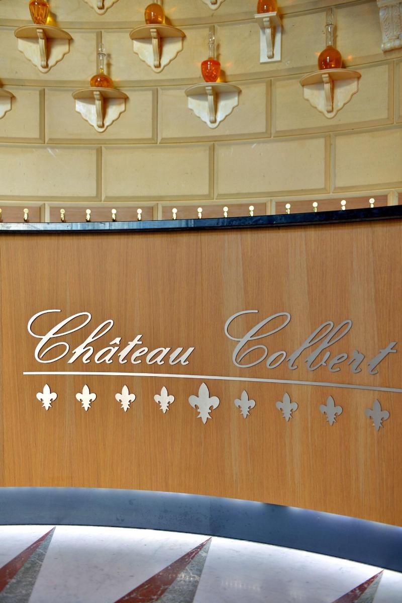 Chateau Colbert - Lobi