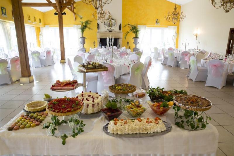 Hotel du Domaine de La Grange de Conde - Genel