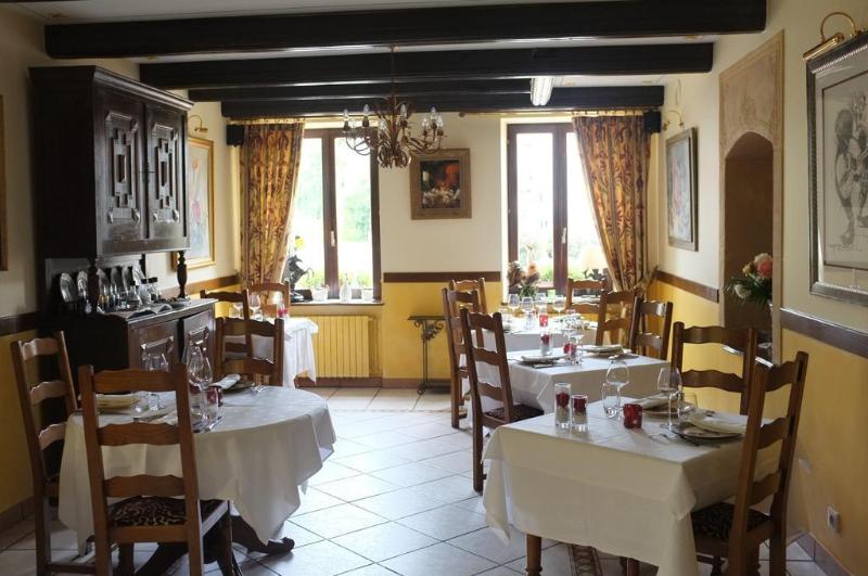 Hotel du Domaine de La Grange de Conde - Genel