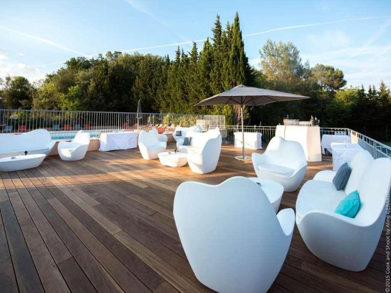 The Originals Hotel Golf Chateau de la Begude - Bar