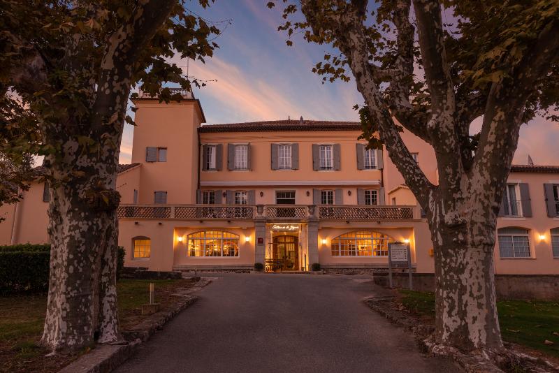 The Originals Hotel Golf Chateau de la Begude - Lobi