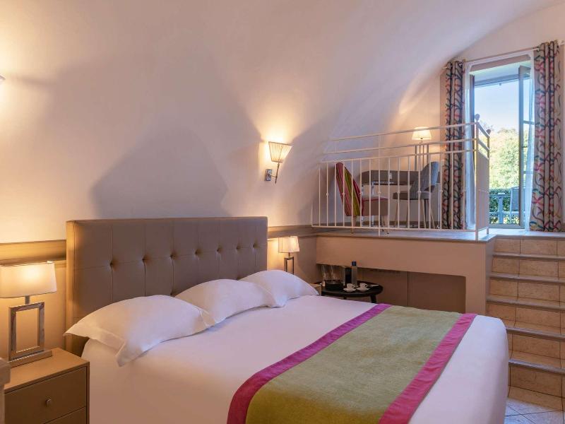 The Originals Hotel Golf Chateau de la Begude - Oda