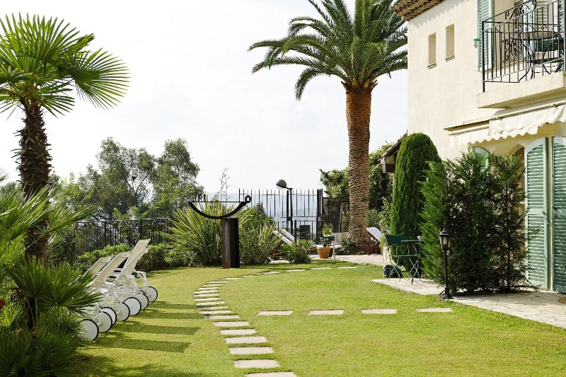 Hotel La Grande Bastide - Teras
