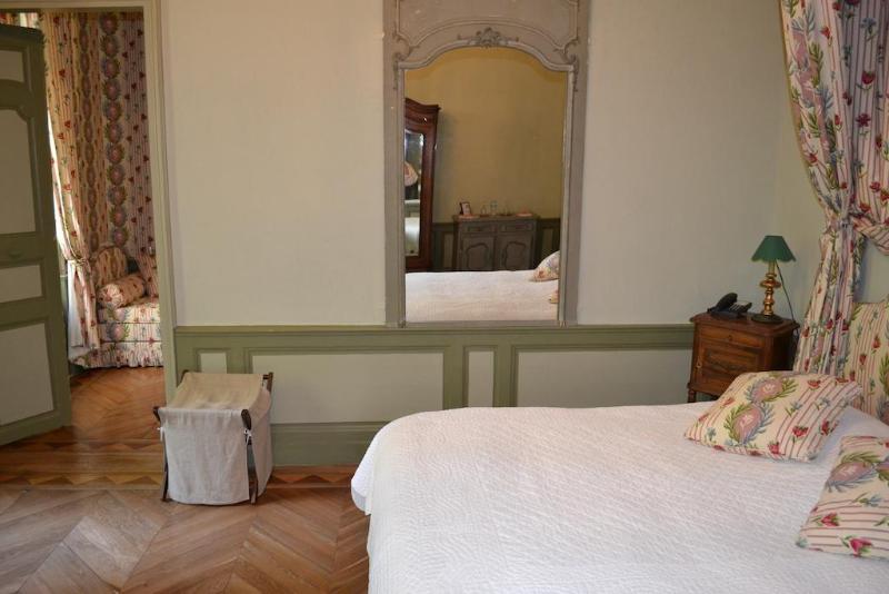 Chateau de Varenne - Genel