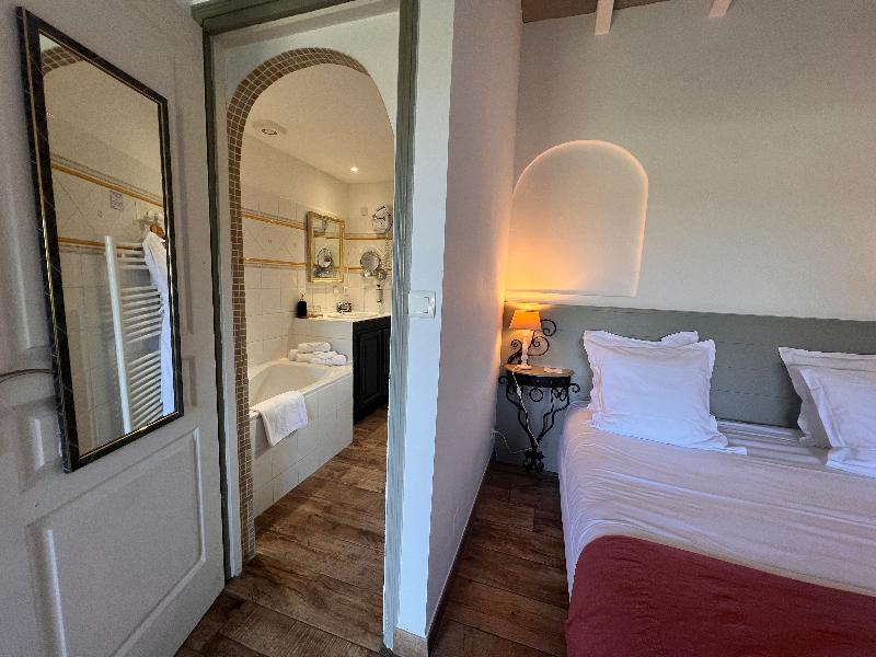 Le Roc e Fiori Hotel - Oda