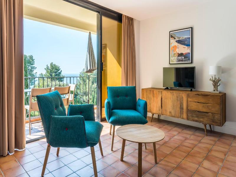 Hotel Le Bailli de Suffren - Oda