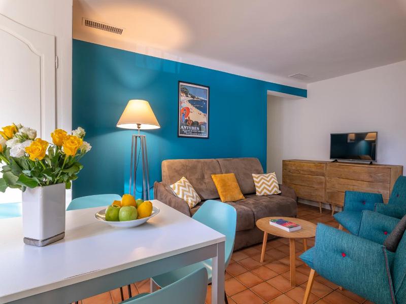 Hotel Le Bailli de Suffren - Oda