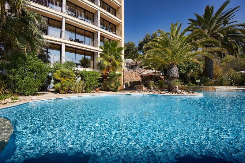 Hotel Le Bailli de Suffren - Oda