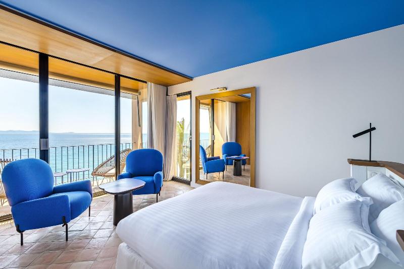 Hotel Le Bailli de Suffren - Oda