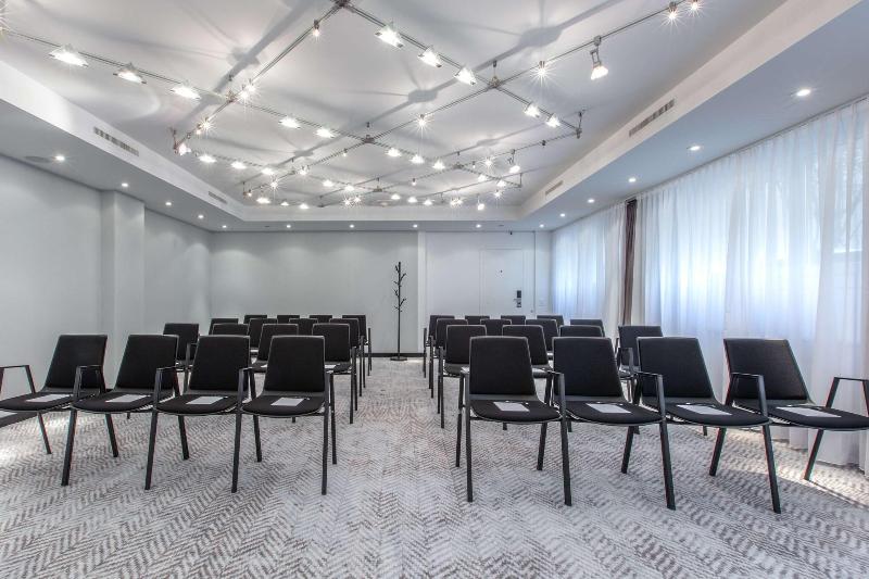 Radisson Blu Hotel - Basel - Toplantı